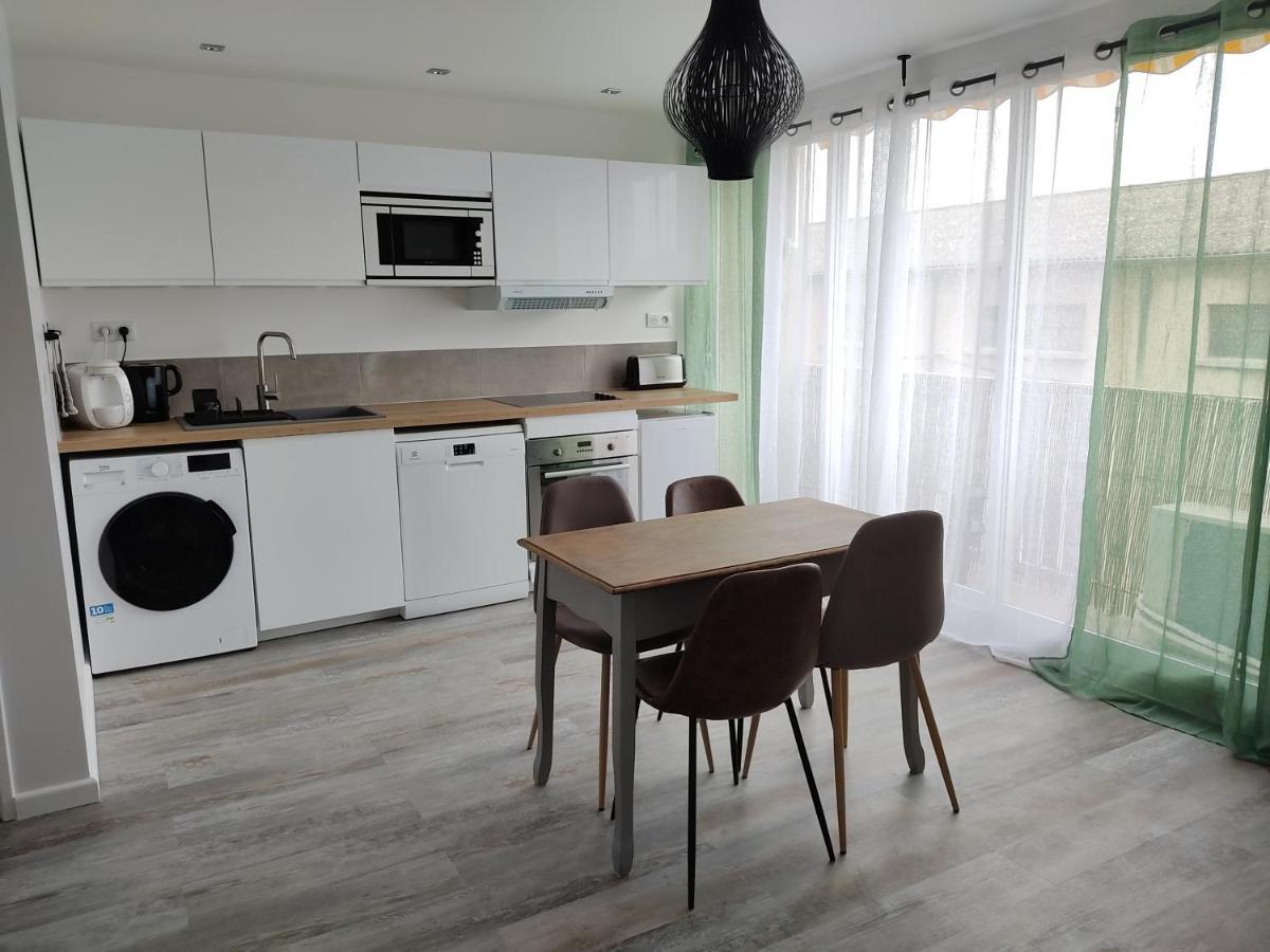 Climatise Avec Balcon,wifi, Proche Remparts Apartamento *