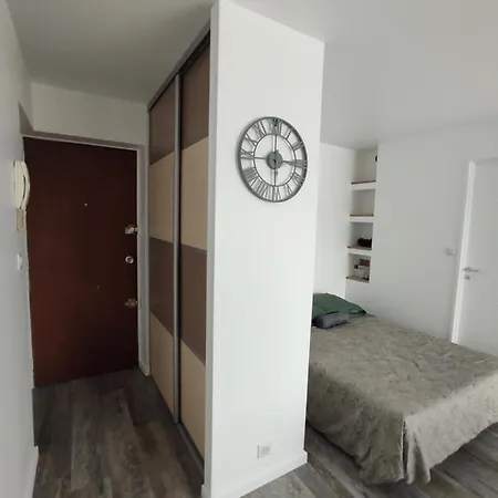 Appartement Climatise Avec Balcon,Wifi, Proche Remparts Avignon Exterior photo
